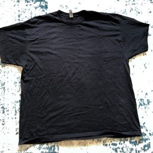 Men’s black shirt